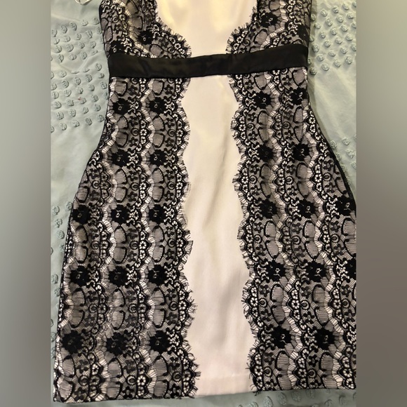 Max and Cleo strapless dress - Picture 2 of 4